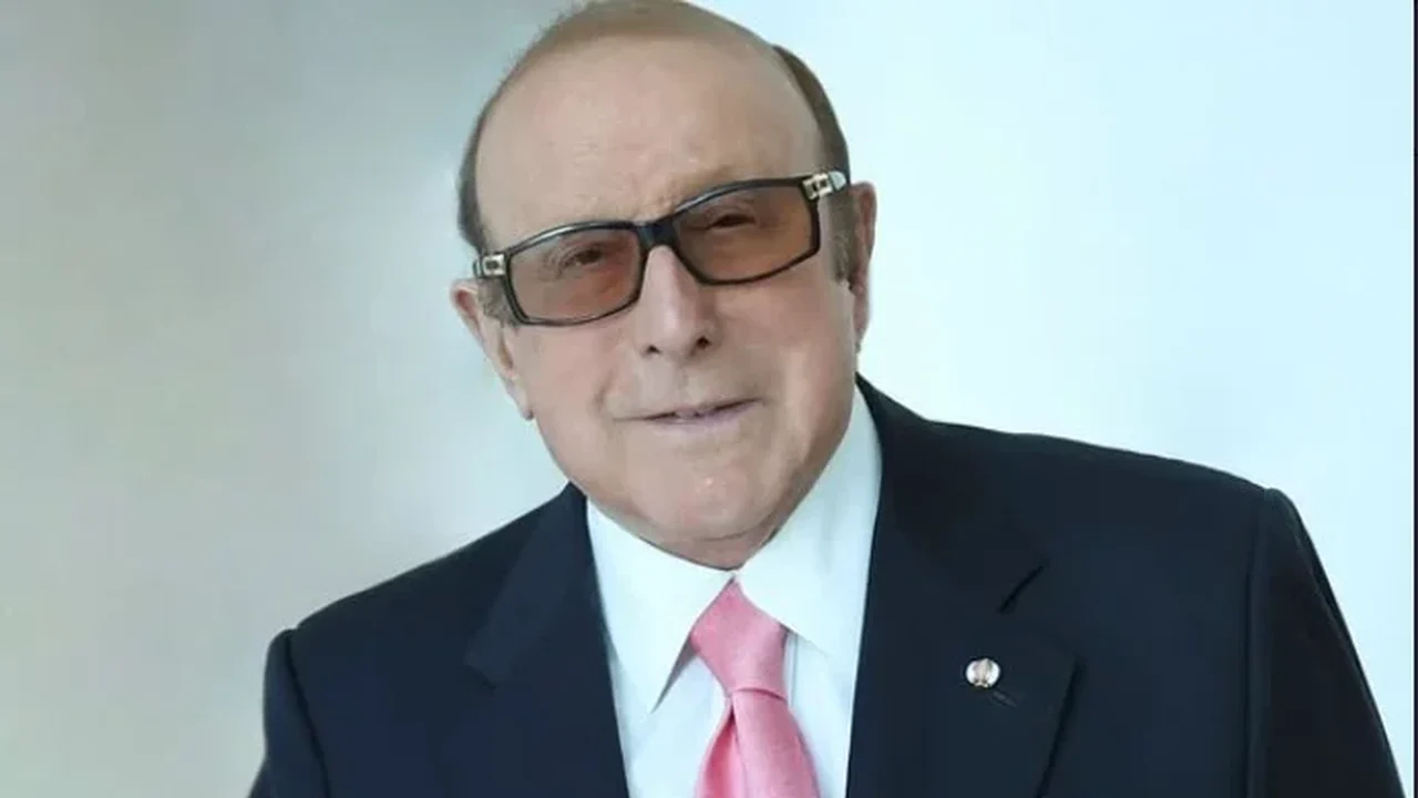 Morre Clive Davis, um dos nomes mais influentes da indústria fonográfica, aos 94 anos