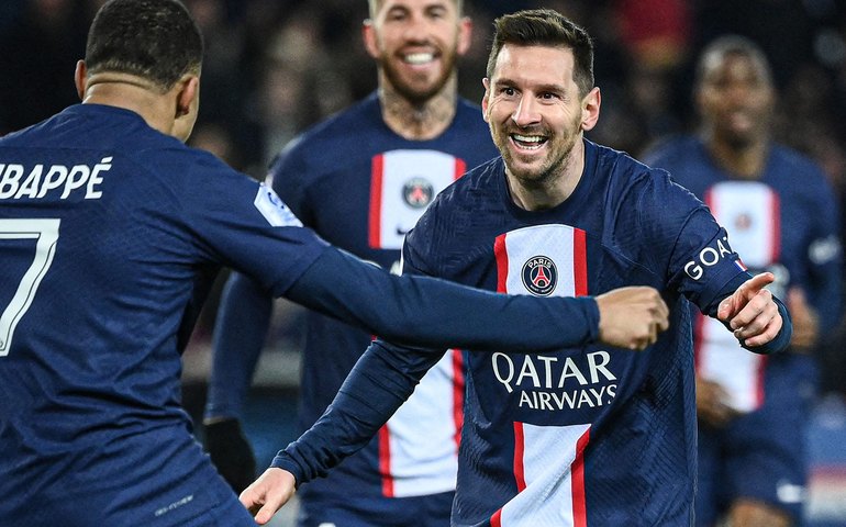 Messi brilha no final, Mbappé é decisivo e PSG garante vitória sofrida