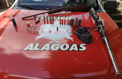Polícia Militar detém homem acusado de agredir companheira com arma de fogo
