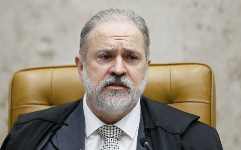 PGR se mostra contra aprovação automática de atividades de mineração