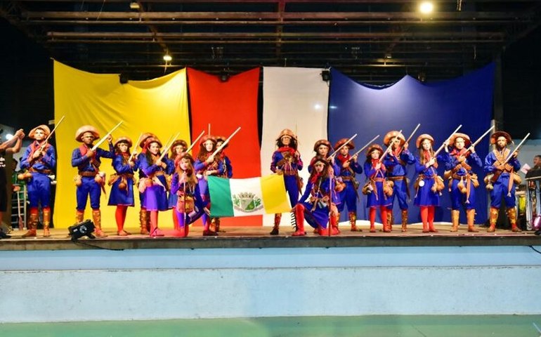 Em Arapiraca, 1ª Mostra de Xaxado de Alagoas encanta público e mantém tradição do cangaço