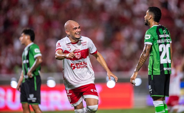 CRB vence e se consolida no G6