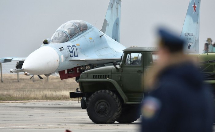 Ataque aos aeródromos na Rússia poderia ser o fim de Zelensky, diz portal polonês