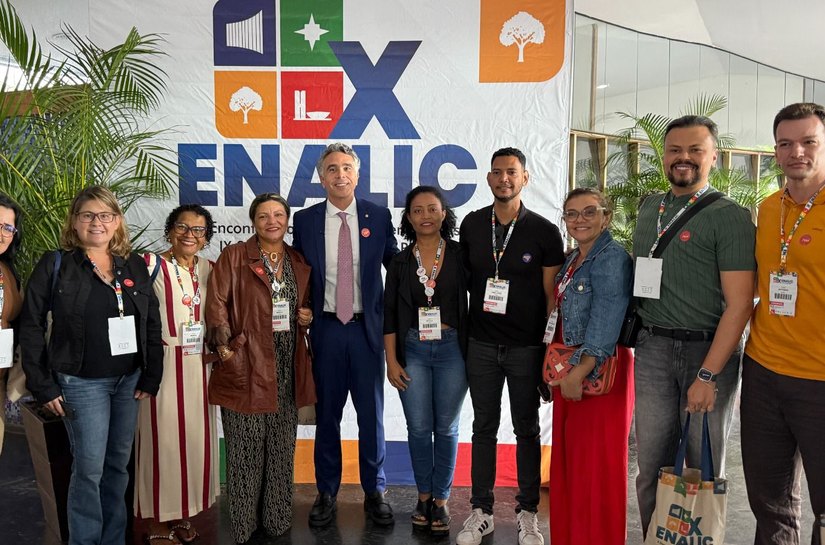 Rafael Brito realiza sonho de milhares de educadores e luta para transformar PIBID em lei