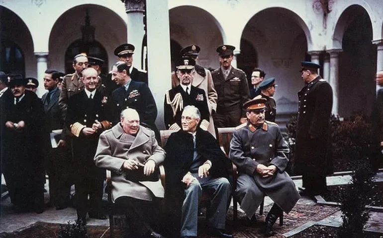 Conferência de Yalta faz 80 anos: relembre o evento que definiu a ordem mundial atual