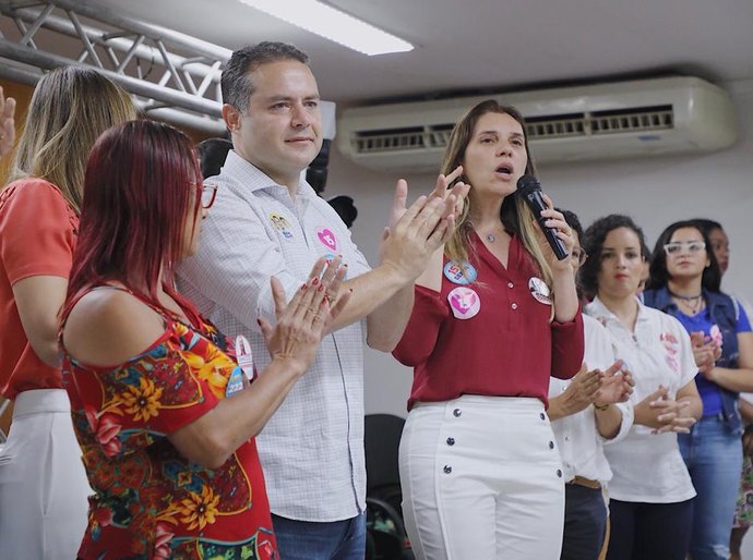 Renan Filho promete fortalecer políticas públicas para as mulheres