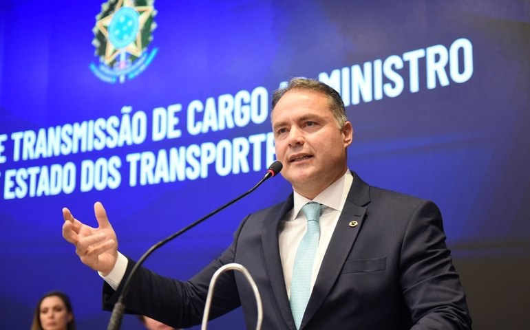 Renan Filho toma posse no Ministério dos Transportes; Leia discurso