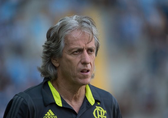 Jorge Jesus coloca crise do Benfica na conta da pandemia e nega saída do clube