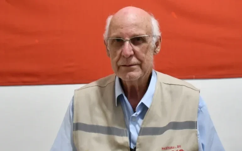 'Reafirmo minha obediência à Arquidiocese', diz padre Júlio Lancellotti após veto às redes