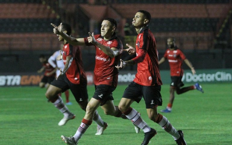 Brasil de Pelotas faz 2 a 0 na Ponte Preta e avança à 3ª fase da Copa do Brasil