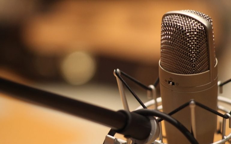 Comissão discute importância das rádios comunitárias para a democracia