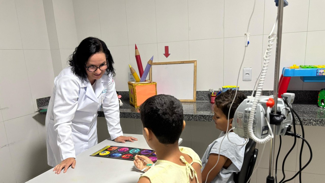 Psicóloga  do Hospital da Criança dá dicas sobre como cuidar da saúde mental dos pequenos