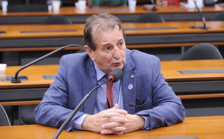 Frente Ambientalista lança Agenda Legislativa 2026 com prioridade para transição energética