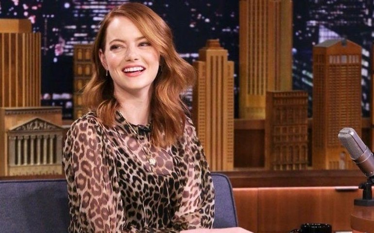 Emma Stone se torna a mulher mais jovem a alcançar sete indicações ao Oscar