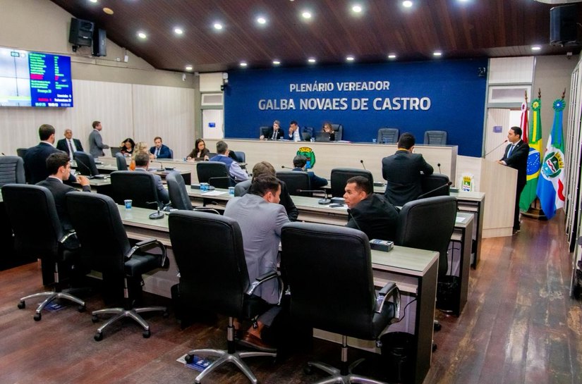 Vereadores defendem organização para comércio de ambulantes na orla de Ponta Verde e Pajuçara