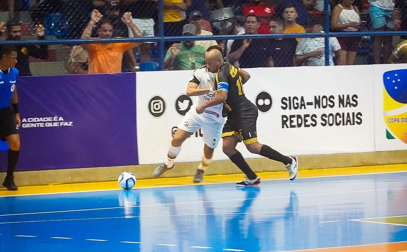 ECT Avança às Quartas da Copa do Brasil de Futsal com Vitória Emocionante sobre o Ceará