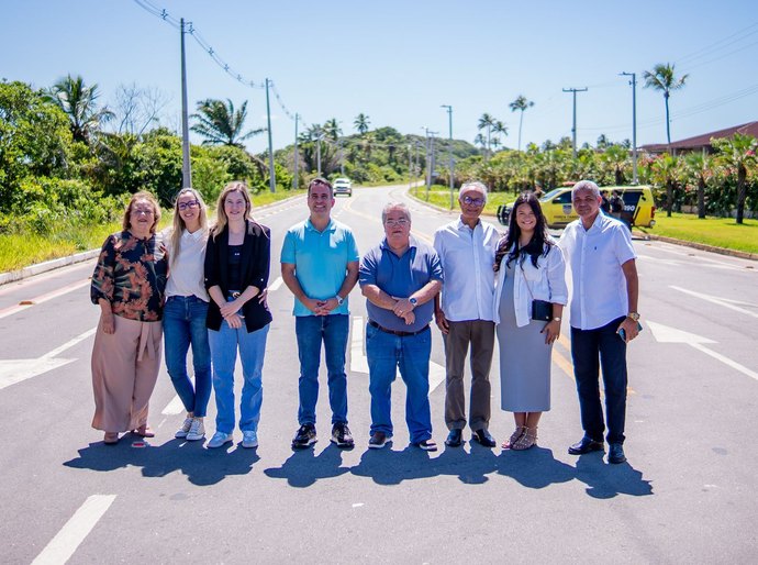 Cibele Moura participa, com Paulo Dantas, prefeitos e vereadores, de entrega de rodovia e ruas pavimentadas na Barra de Santo Antônio
