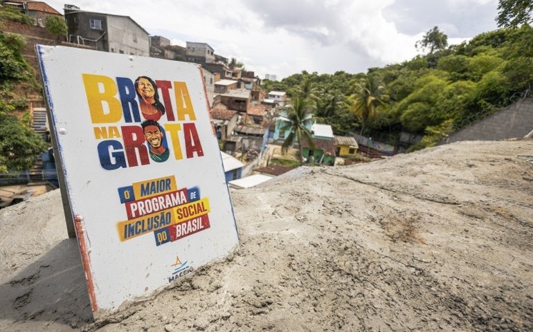 Prefeitura impulsiona desenvolvimento e mobilidade na parte alta de Maceió