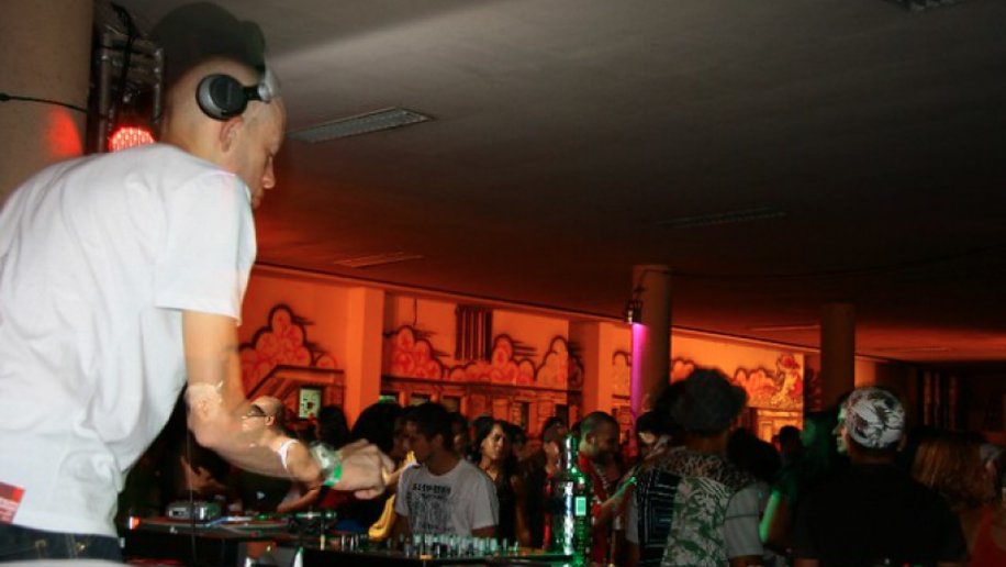 Substation: música eletrônica embala Festa de Natal, no Jaraguá
