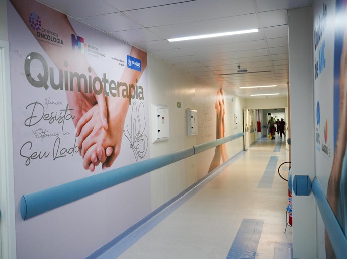 Centro Estadual de Oncologia completa um ano de funcionamento no Hospital Metropolitano de Alagoas