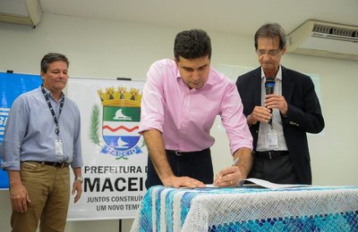 Prefeitura e Sebrae assinam Termo de Cooperação