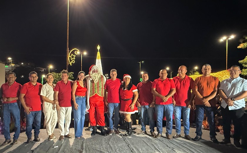 Um Encanto de Natal: Prefeitura de Branquinha realiza abertura do evento