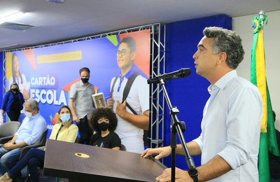Cartão Escola 10 fomenta sonhos e traz novas possibilidades aos alunos da rede estadual  