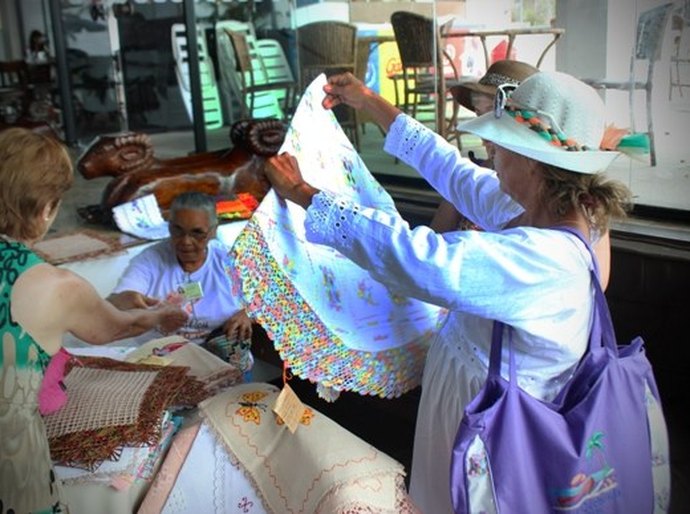 Projeto Café com Arte comercializa mais de R$ 40 mil em vendas