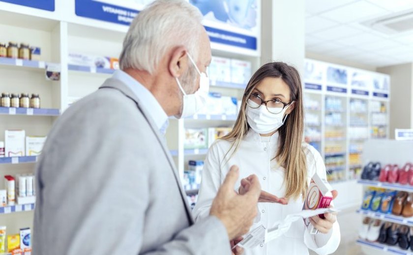 Audiência discute situação de farmacêuticos no Distrito Federal