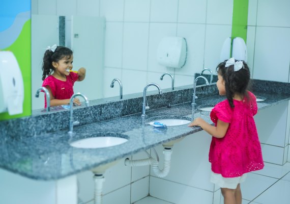 Projeto Criando Sorrisos ensina crianças a cuidar da saúde bucal