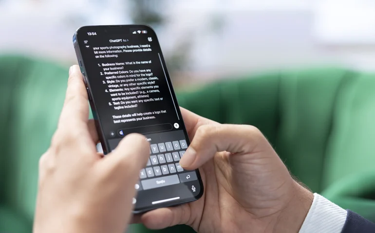 900 milhões de pessoas usam o ChatGPT toda semana. Sua empresa ainda está 'no timing certo'?