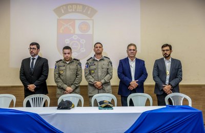 Delegados e agente da Polícia Civil são homenageados pela 1ª Companhia da PM