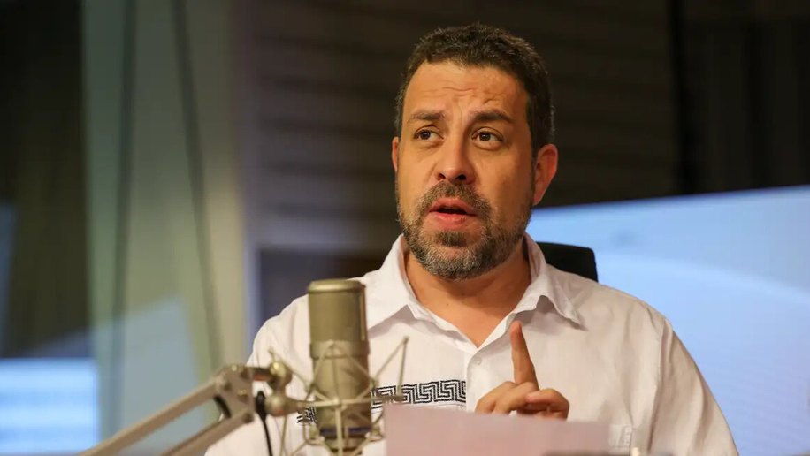 Boulos acredita que fim da escala 6x1 pode ser aprovado neste semestre