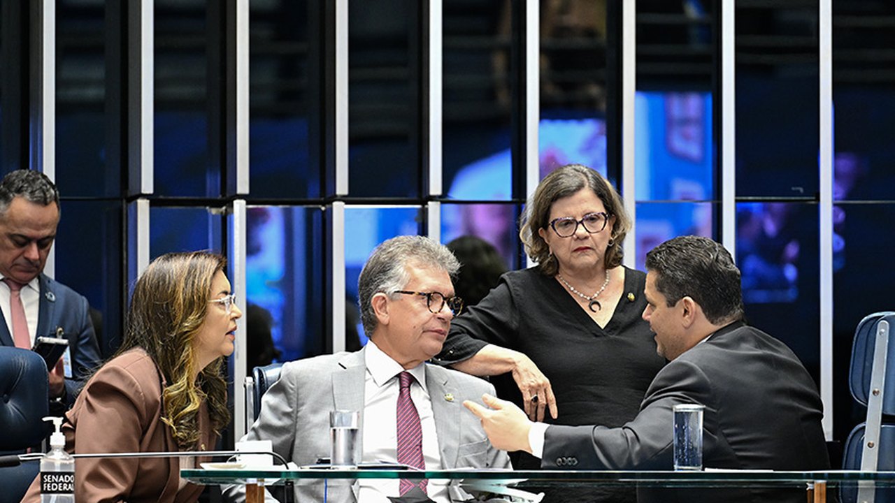 Sergipe contará com US$ 141,8 milhões para gestão pública e rodovias
