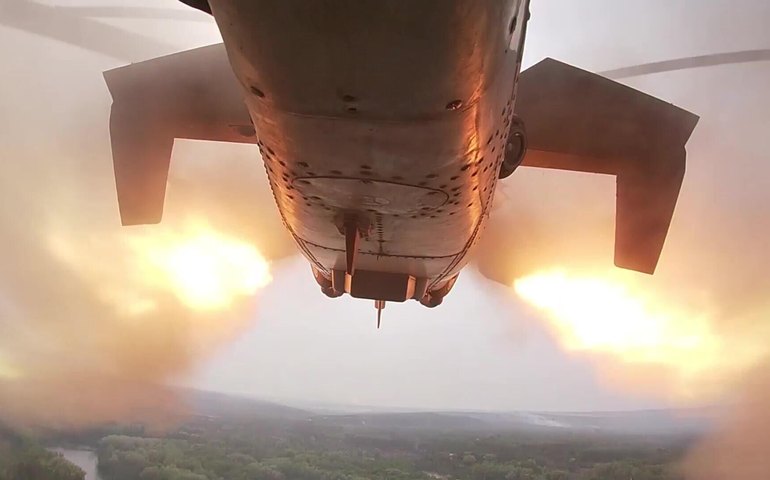 🪖 Ministério da Defesa da Rússia mostra vídeo de militares russos que regressaram de cativeiro ucraniano na sequência da troca de prisioneiros