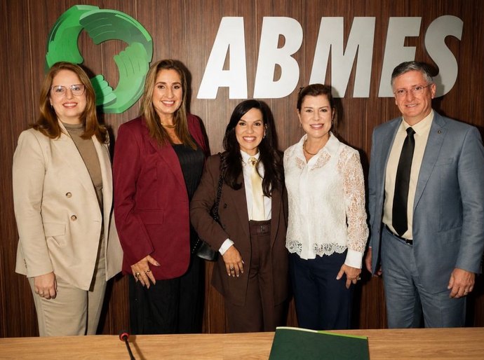 Cesmac participa de debates nacionais sobre avaliação, inovação e futuro da educação superior em Brasília