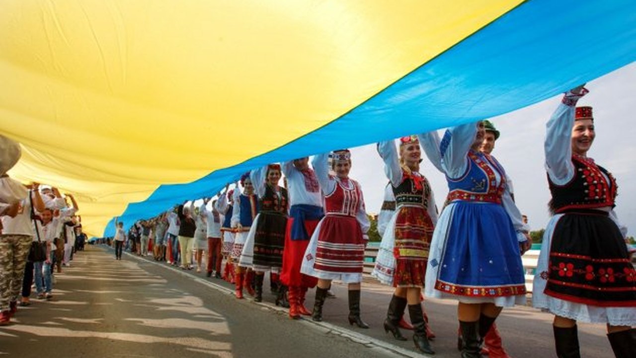 Moscou e Kiev trocam ataques enquanto Ucrânia comemora aniversário de Independência