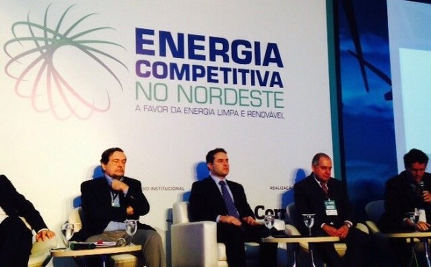 Governador Renan Filho discute energia competitiva do Nordeste