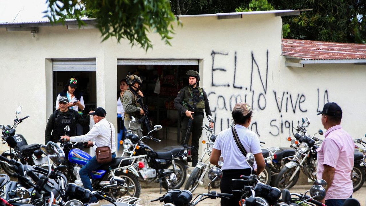 Entenda guerra da Colômbia que expulsou 52 mil e reduz chance de paz