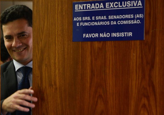 Sérgio Moro, de ídolo anti-PT à berlinda por ”populismo jurídico”