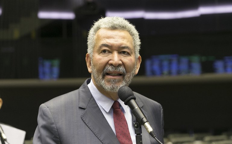 TRE marca retomada de julgamento que pode cassar mandato do deputado federal Paulão