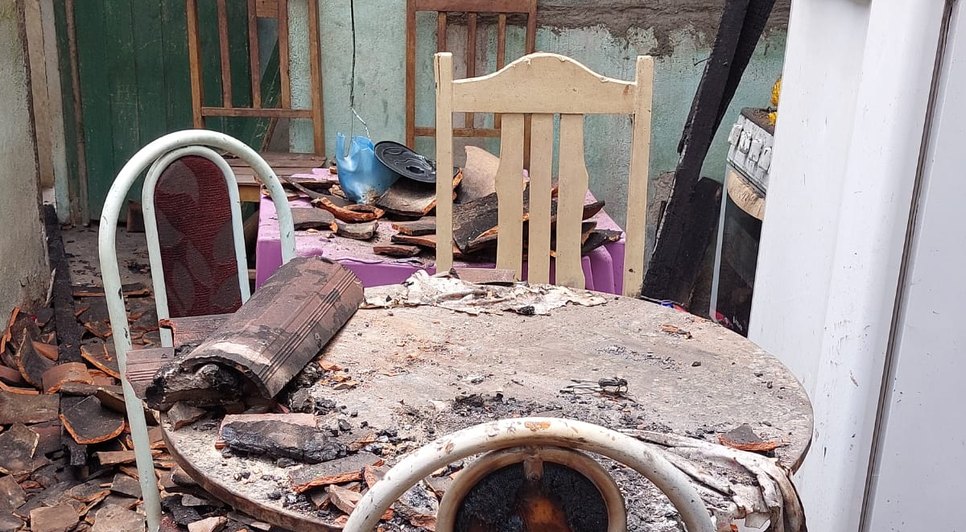 Homem ameaça companheira de morte e incendeia casa em Monte Alegre de Sergipe