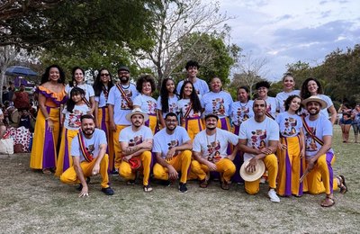 Sesc Arapiraca recebe apresentação gratuita do Maracatu Baque Novaurora neste sábado (13)