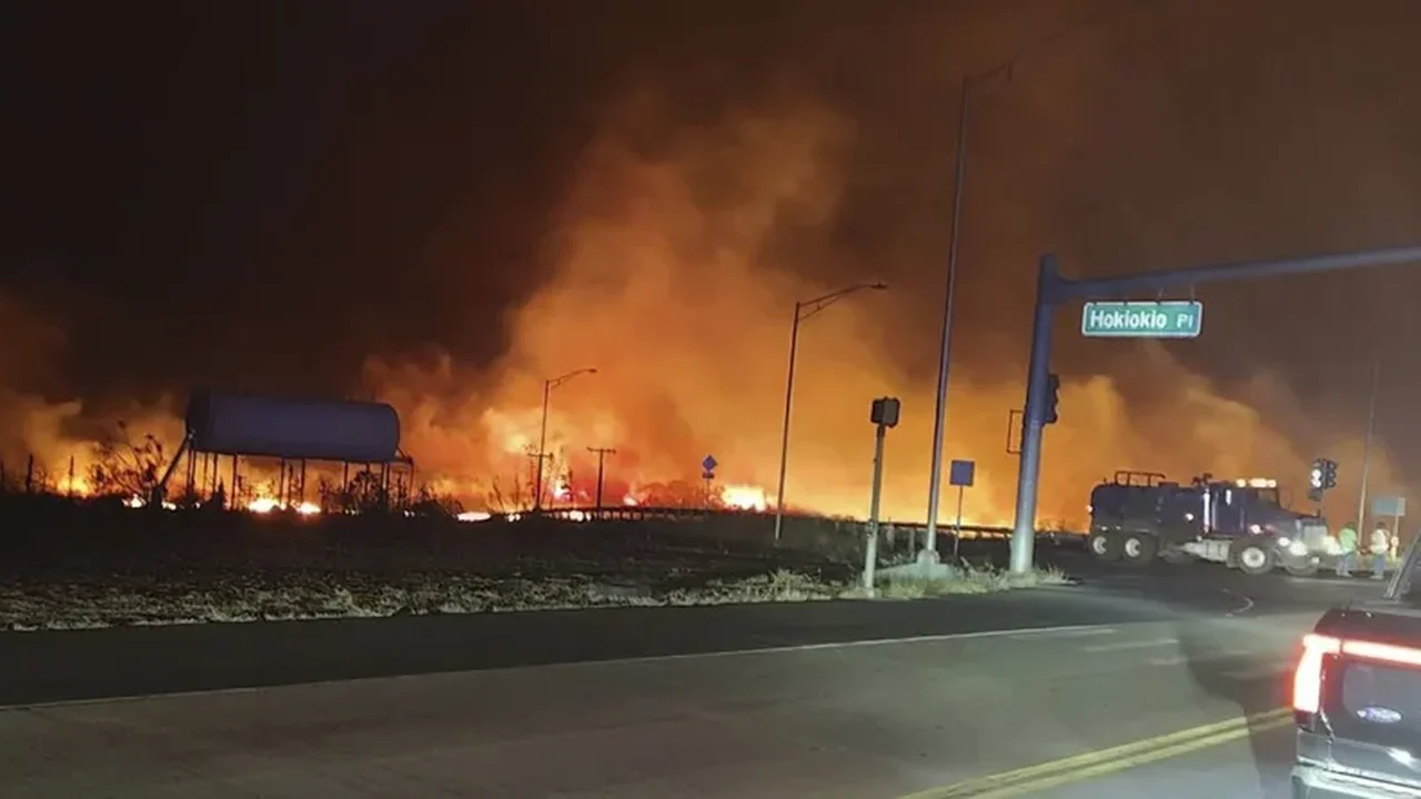 Incêndio em Maui soma mais de 100 mortos e mil desaparecidos
