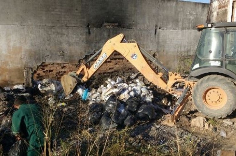 IMA acompanha remoção de 39 toneladas de lixo do Hospital Chama