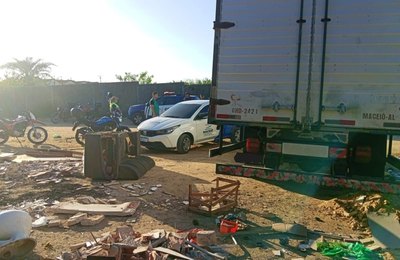 Operação Cidade Limpa apreende caminhão que fazia descarte irregular na Chã Nova