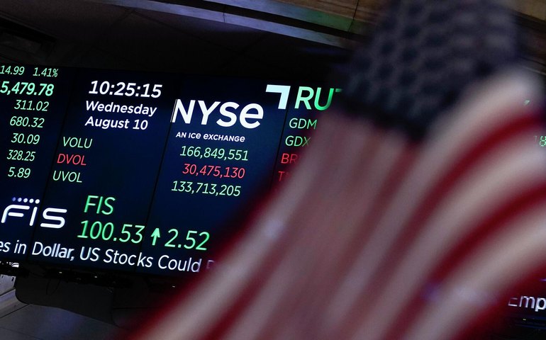 Mídia: investidores globais reduzem exposição aos EUA por medo de dívida e instabilidade comercial