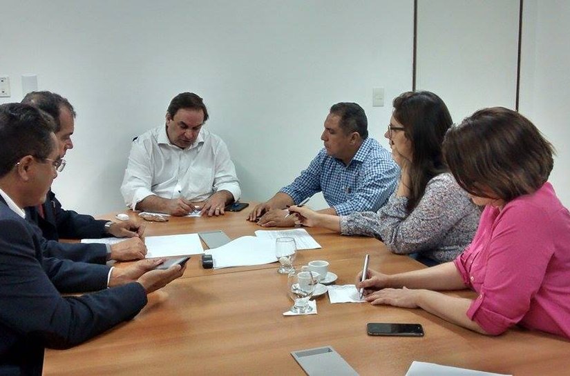 Comissão de Educação da ALE e vice-governador debatem vetos ao PEE