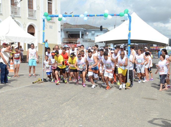 Corrida de Rua em homenagem à Nossa Senhora do Ó reúne dezenas de miguelenses