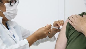 vacinacao_covid_no_hospital_universitario___foto_marcelle_cristinne_(4).jpg / Foto: PMA